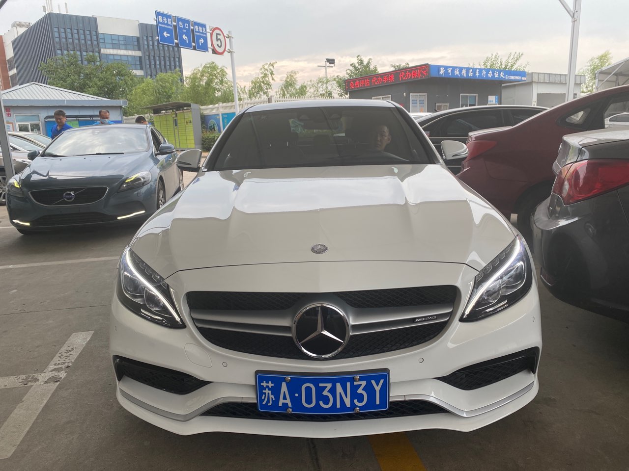 奔驰17款奔驰c级amg 进口 C63 Amg 奔驰二手车 奔驰c级amg 进口 二手车 南京二手车交易市场