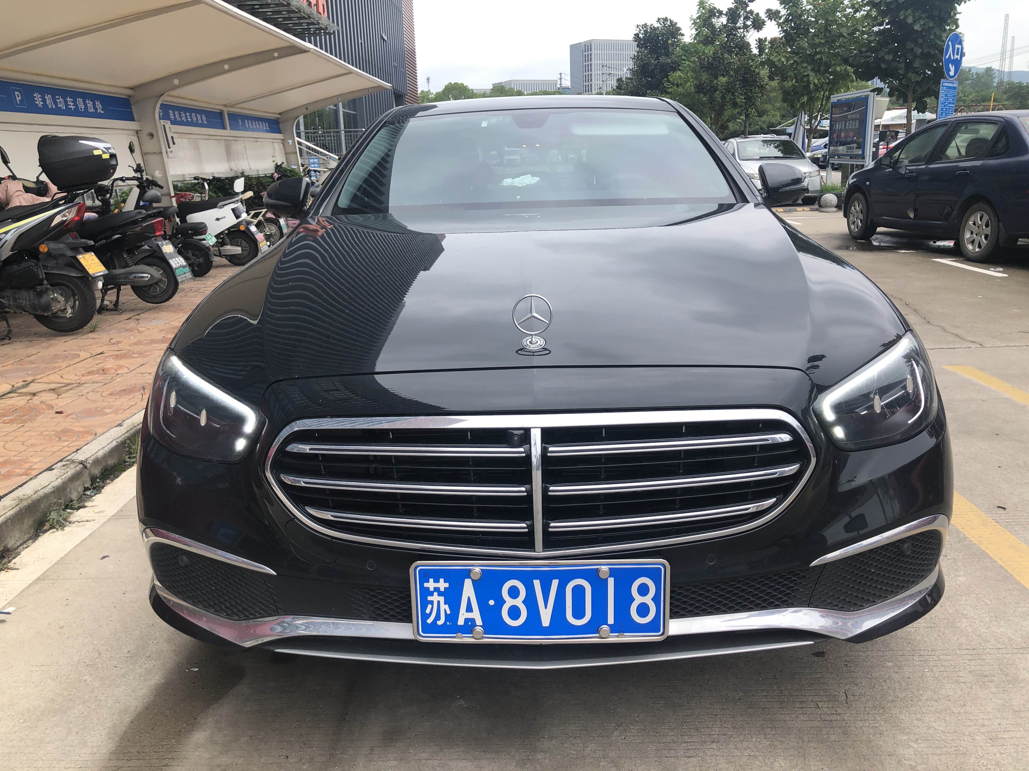 奔驰21款奔驰e级e 300 L 豪华型 奔驰二手车 奔驰e级二手车 南京二手车交易市场