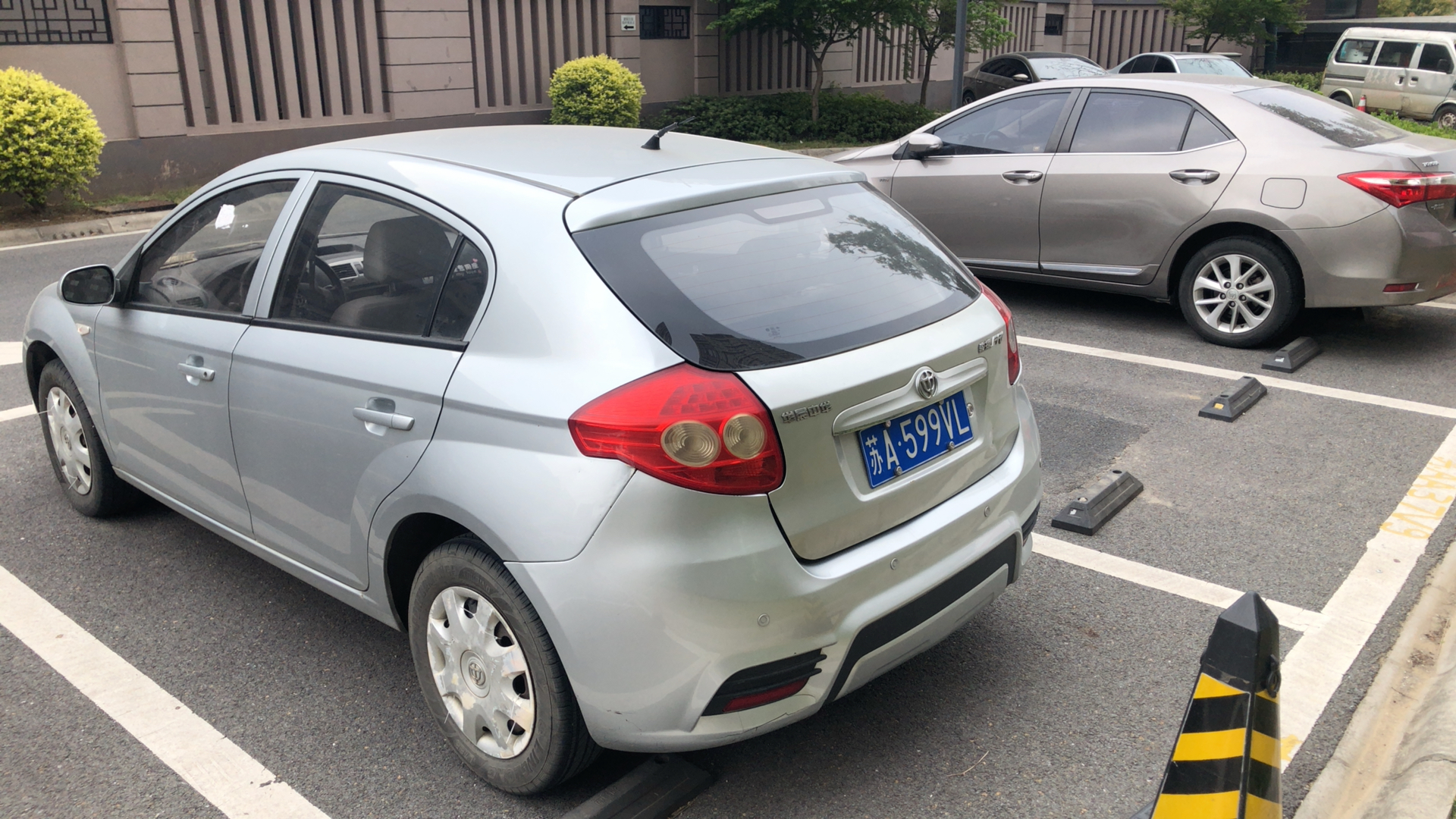 10款骏捷frv 1 3mt 舒适型低首付零压力大公二手车交易中心 10款骏捷frv 1 3mt 舒适型低首付零压力大公二手车交易中心