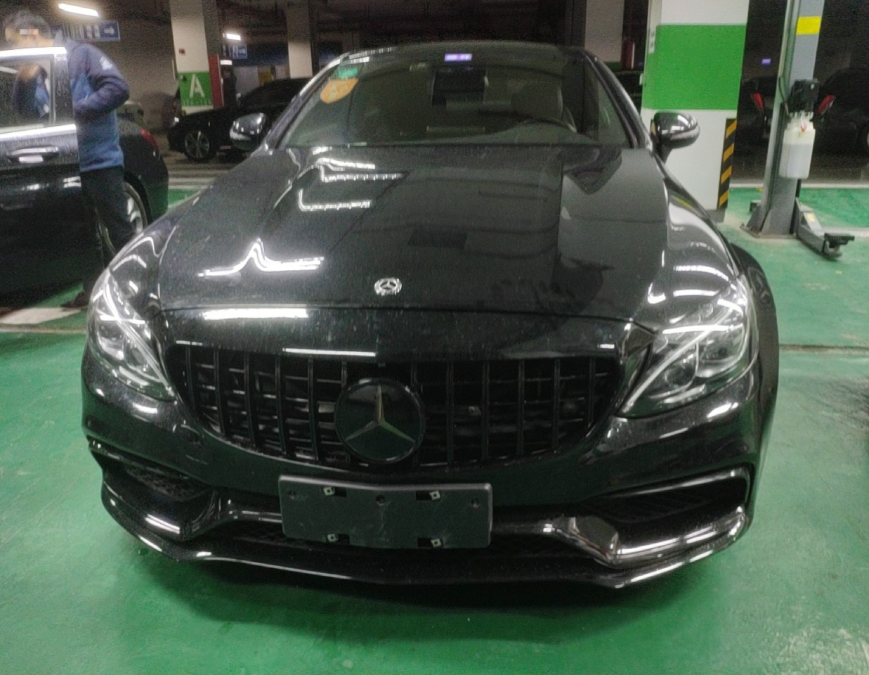 奔驰17款奔驰c级amg 进口 C63 Amg 奔驰二手车 奔驰c级amg 进口 二手车 无锡二手车交易市场